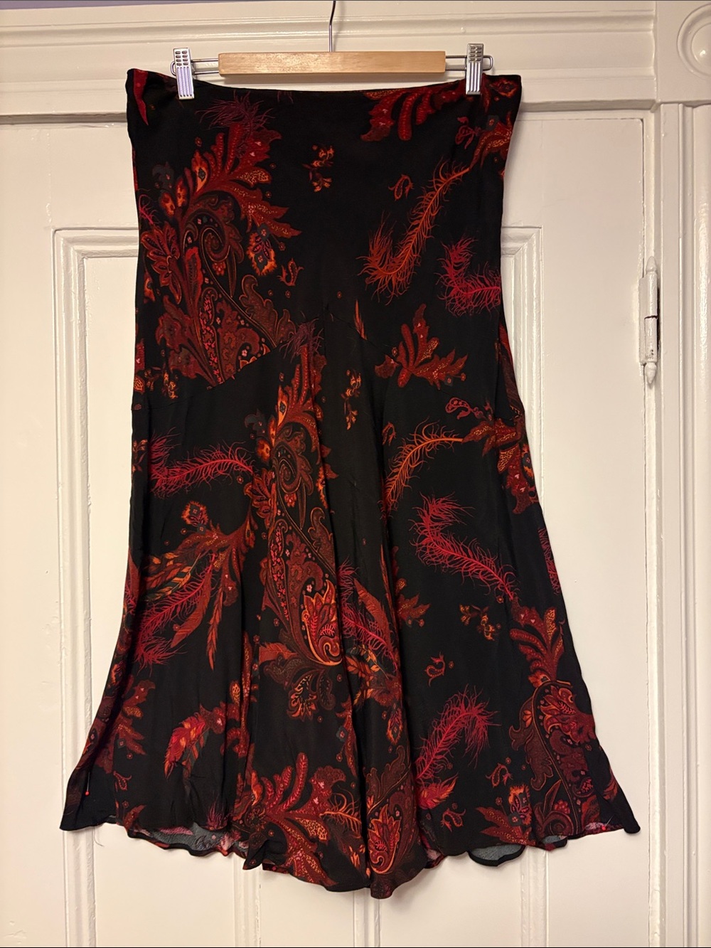 Monsoon Black Skirt with Autumnal Red and Orange Print Size 10US/14UK